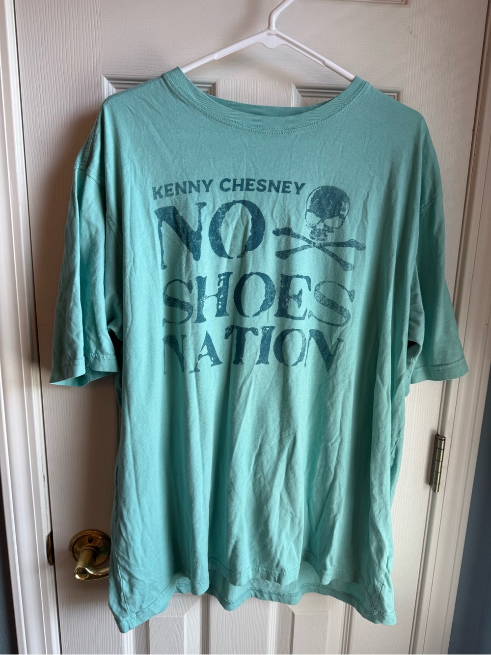Kenny Chesney "No Shoes Nation" Graphic Concert T-Shirt